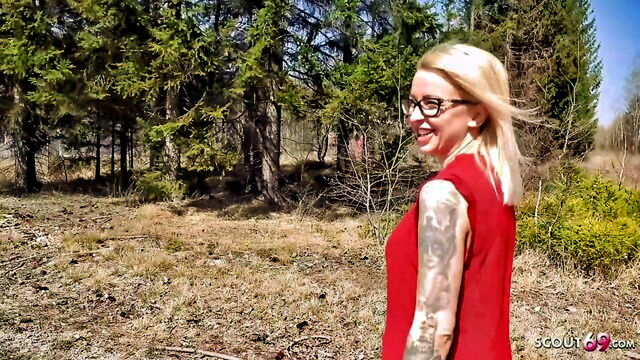 dirty office girl malina