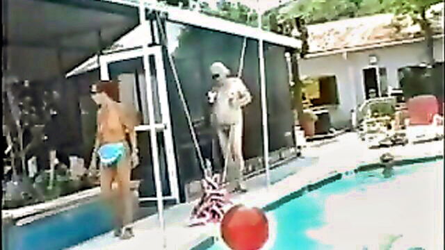 photo, women, shoots - nude photo shoot at resort
