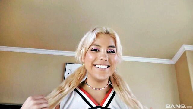 lilith grace - cheerleader lilith grace gets fucked on the bed