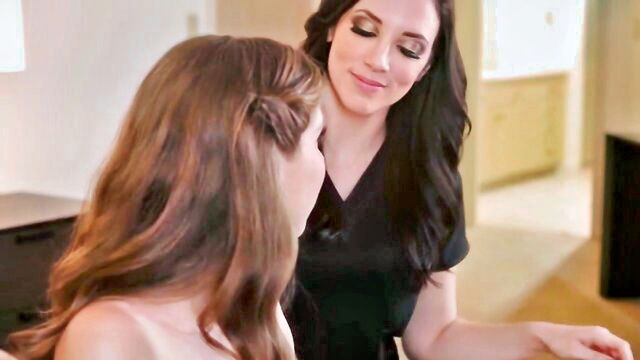 Jade Nile, Dana DeArmond, Samantha Rone, Jelena Jensen, Kendra Lust, Holly Heart, Adriana Chechik, Alex Chance, Ariana Marie - kendra lusts mommys girl scene