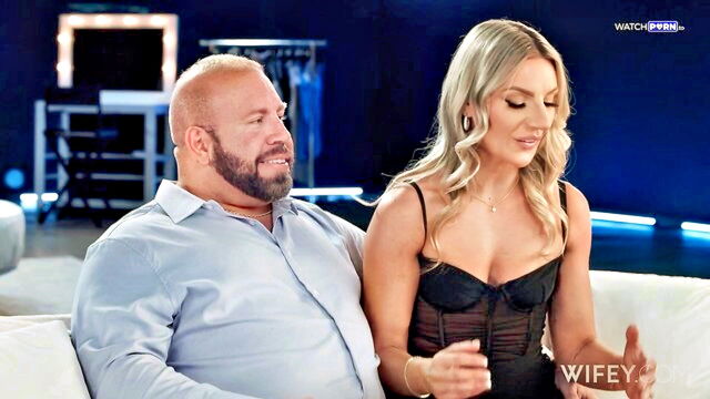 Hollywood Cash - elania and shaun blowjob