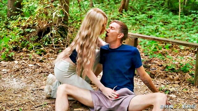 georgie lyall bigfoot fuck : Brazzers