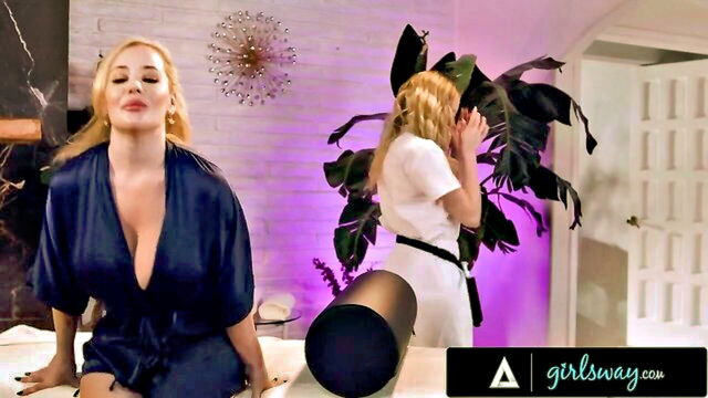 savannah bond, scarlett sage - scarlett sage eats out savannah bond