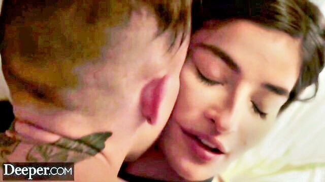 emily willis - cuckold emily willis deeper