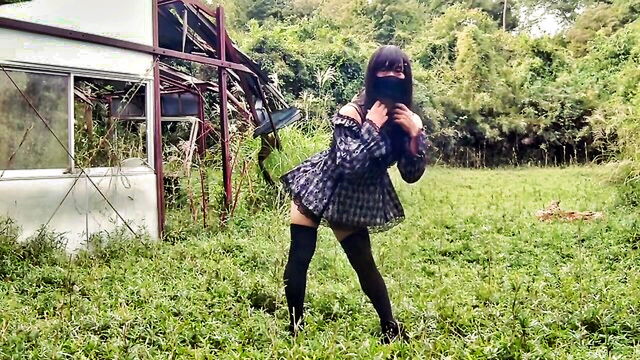 honoka sengoku - transgender public expose