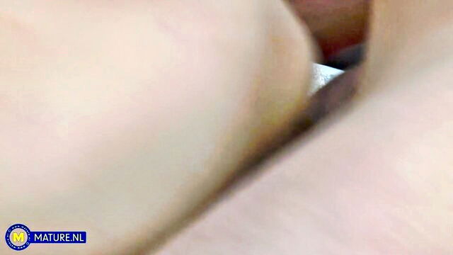 leslie taylor - leslie taylor brunette sex