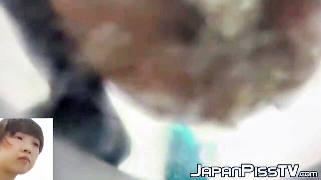 japanese pissing stream