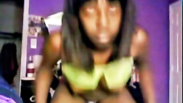 porn video, black girl, in front - black girl fisting naughty