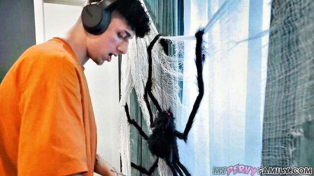 ethan seeks, gigi dior - gigi dior riding peepees