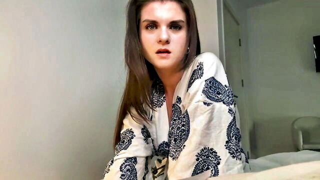 babes, mom, in her - stepmom caught cumming hd