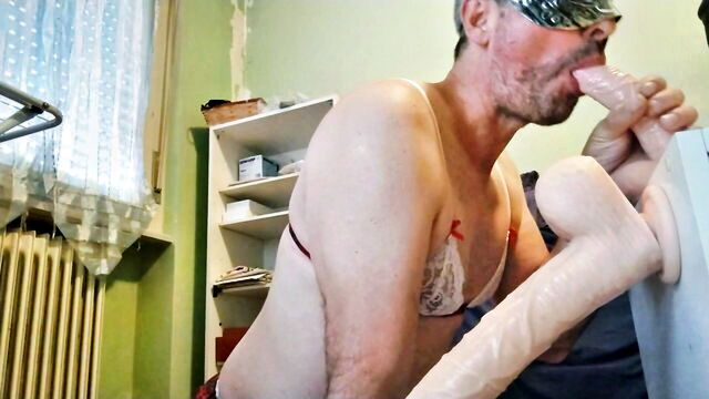 extreme, amateur, breeding - crossdresser dildo deepthroat