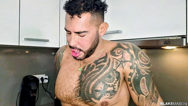Viktor Rom, Max Romano - ass rimming blakemason