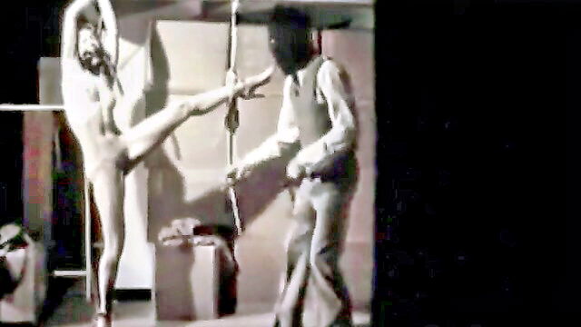 bondage, unknown, slave - bondage whip pussy