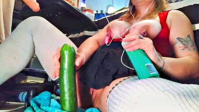 amateur, blonde, anal - daisy wylde double penetration