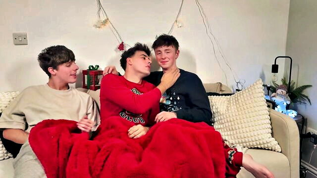 kyle and kam - holidays turn into 3some