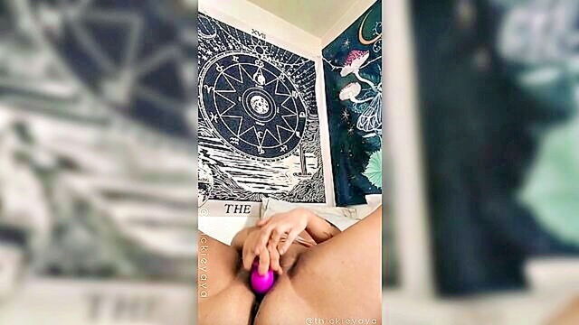 bbw, big tits, big ass - voluptuous latina curves with a solo show
