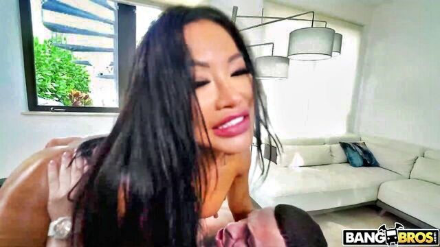 hardcore, blowjob, brunette - bangbros massage fuck