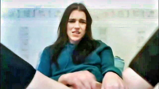 masturbating pussy, solo, part 1 - kendall jenner masturbation part 1