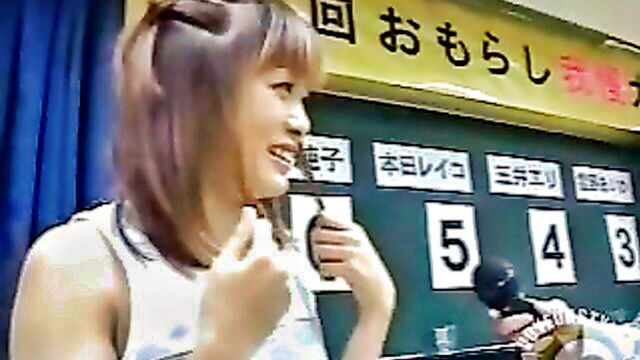 girls, japanese, sporty - japanese sporty girls pissing contest