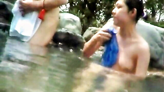 naked, asian, amateur - public bath naked asian beauty