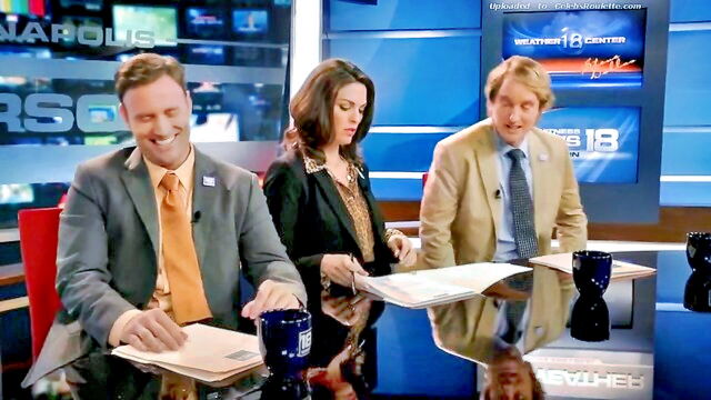 alana de la garza, melanie ratcliff, melanie r - secretary thongs cheating follando