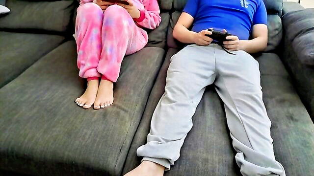 Squirting Miss, Hard Rock - stepsister blowjob while he plays PlayStation