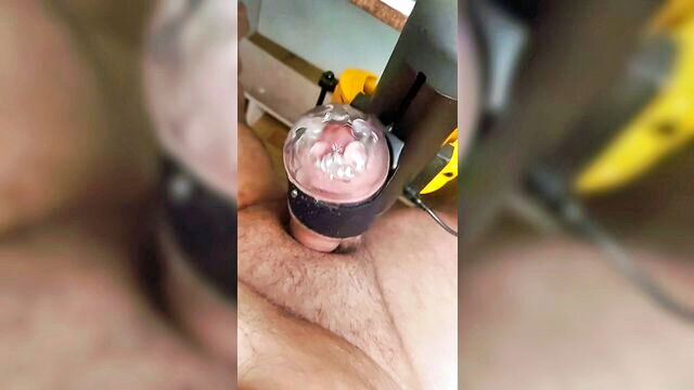 amateur, sex toys, cumshot - handjobs with hd camera