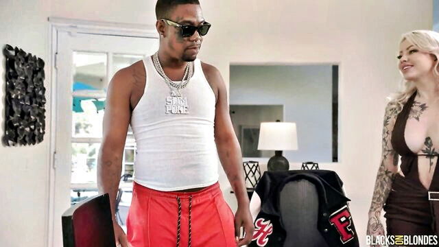 nichole saphir - nichole saphir deepthroat