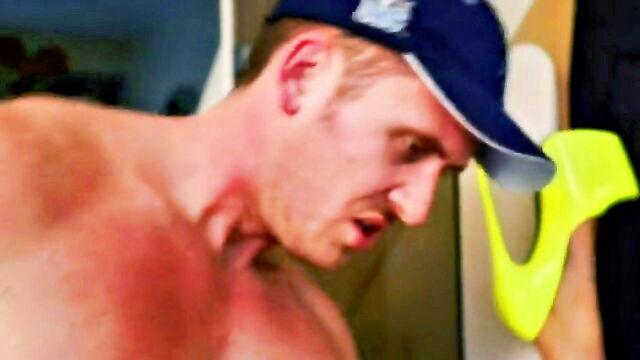 brooklyn blue - blonde pussy heat