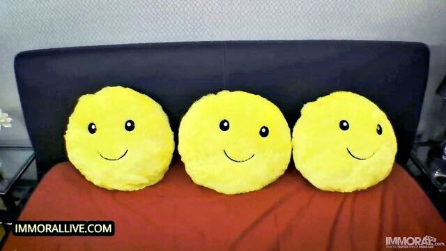 kira queen - kira queen step mom