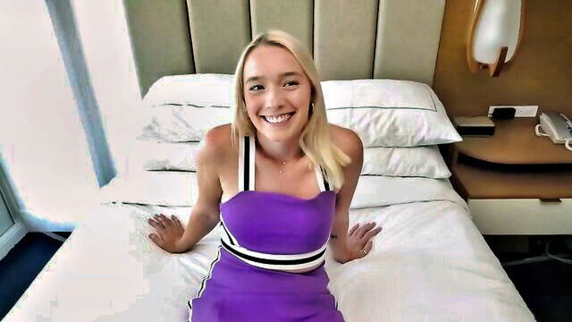 green eyed teen sucks cock