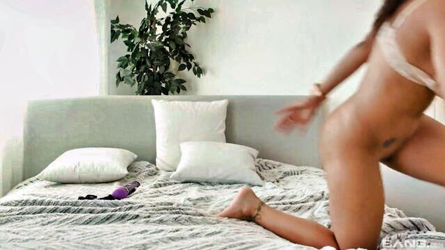 tyler nixon, on the sofa, fun with - tyler nixon sofa fun