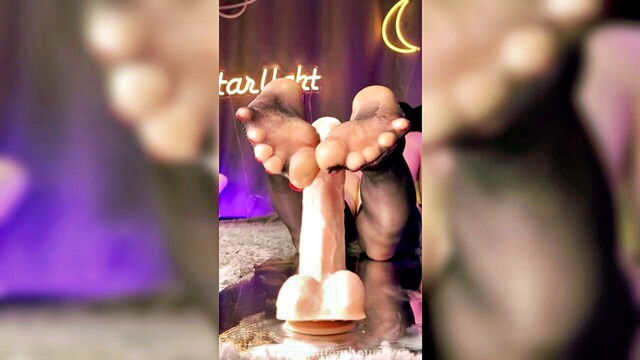 starlightfemboy - starlightfemboy footjob xxx