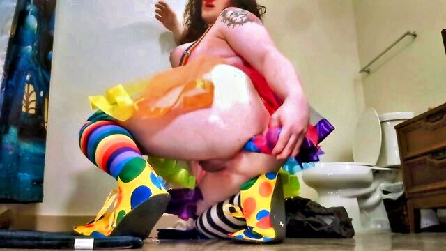 anal, big tits, cumshot - trans clown blowjob