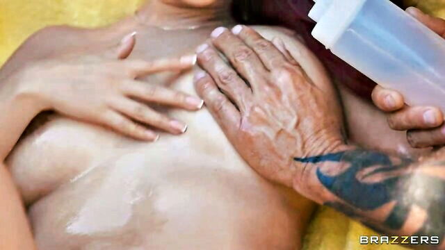 Jessica Sodi - jessica sodis hot control