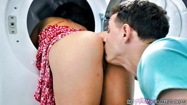 daisy fuentes, johnny love - daisy fuentes doggy style