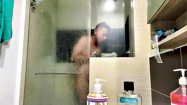 colombia, gay, daddy - latino showers with his gay plaything