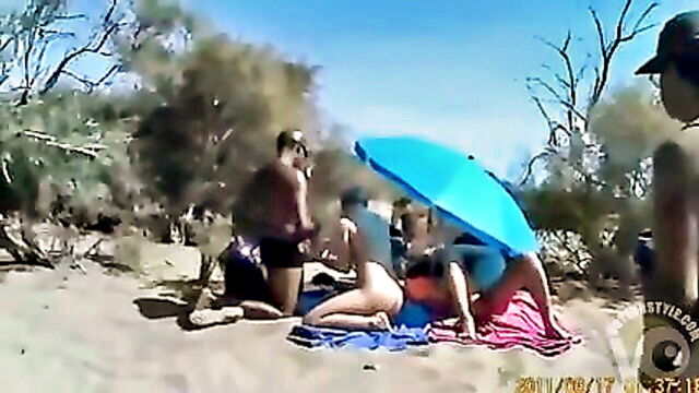 amateur, slut, mature - erotic beach massage with mature slut