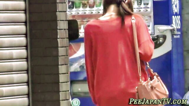 fetish sex, hd porn, public sex - breezy public pissing sex show