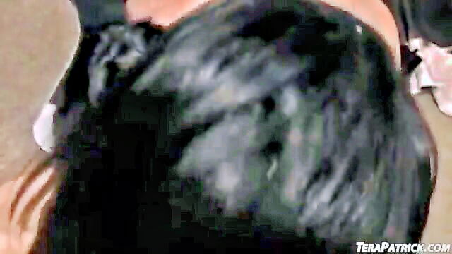 alexis amore, tera patrick - strapon action with tera and alexis