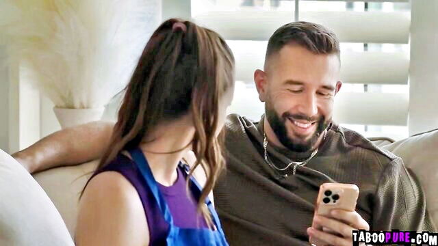 alison rey - glassessifi family roleplay