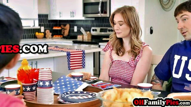 elsa violet steamy dogs