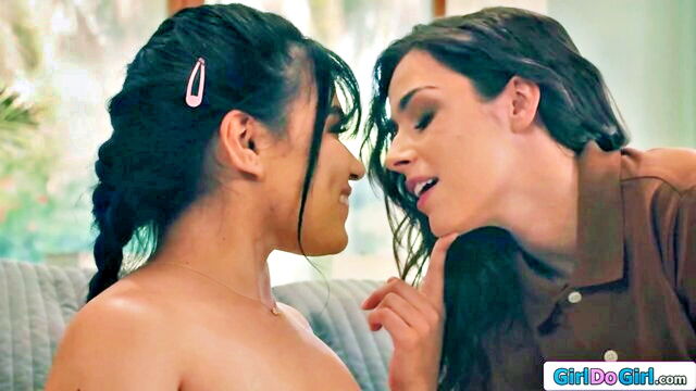 latina courier strapon sex