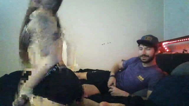 yellowpony121212 - yellowpony121212 chaturbate oil kiss