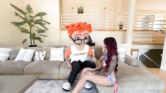 luna legend, big tits, porndudecasting - luna legend handjob