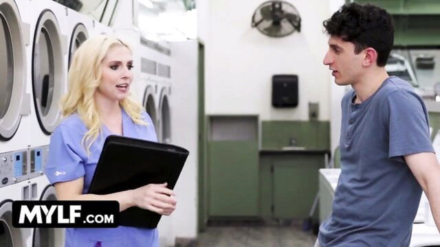 Christie Stevens - blonde step mom Amateur Sex Mylf