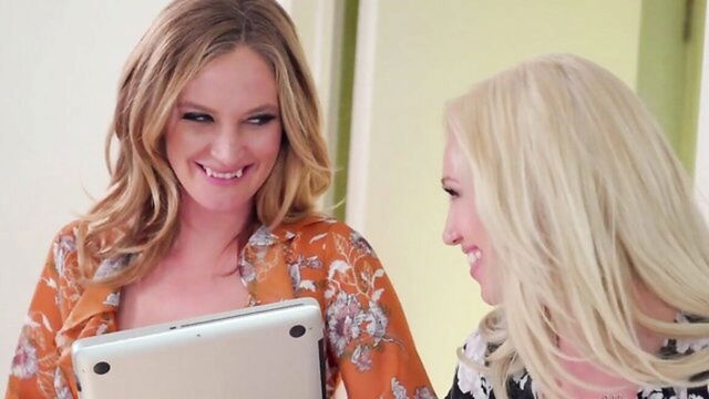 lesbian step, lesbian stepdaughter, her pussy - lesbian stepmom sex