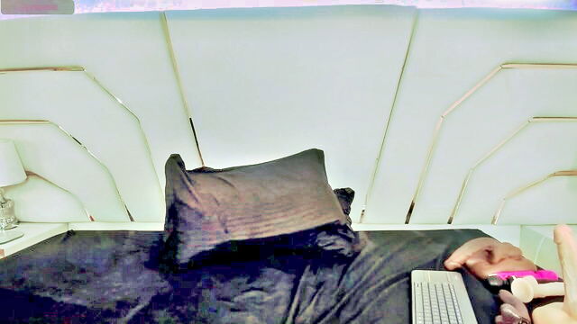 kaity layne - kaity_laynes blowjob action