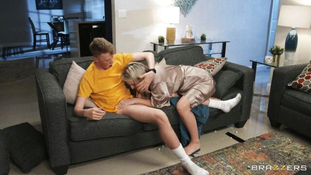 Jimmy Michaels - reverse cowgirl stepmom Brazzers