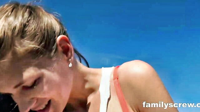 street beauty linda caprice